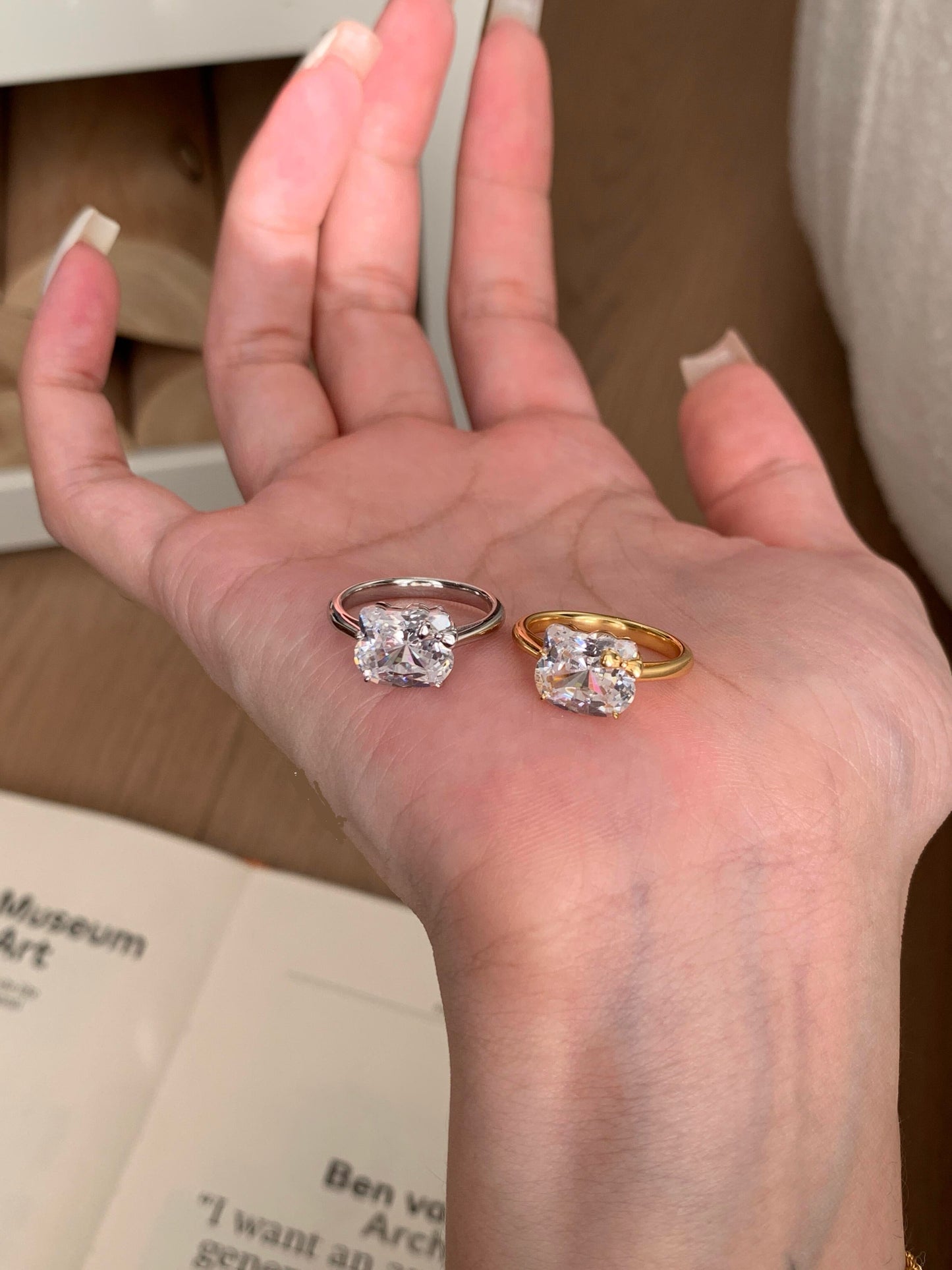 Hello Kitty x Nestura Zirconia Ring