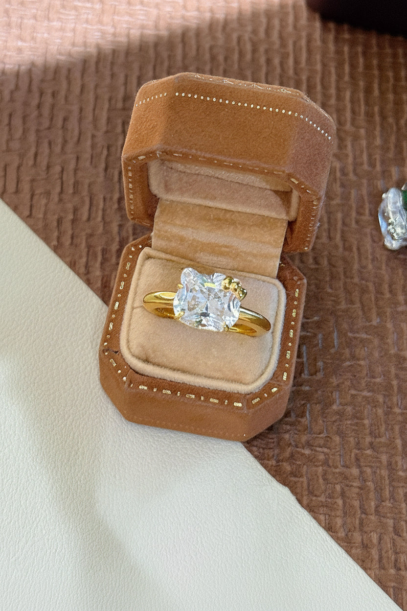 Hello Kitty x Nestura Zirconia Ring